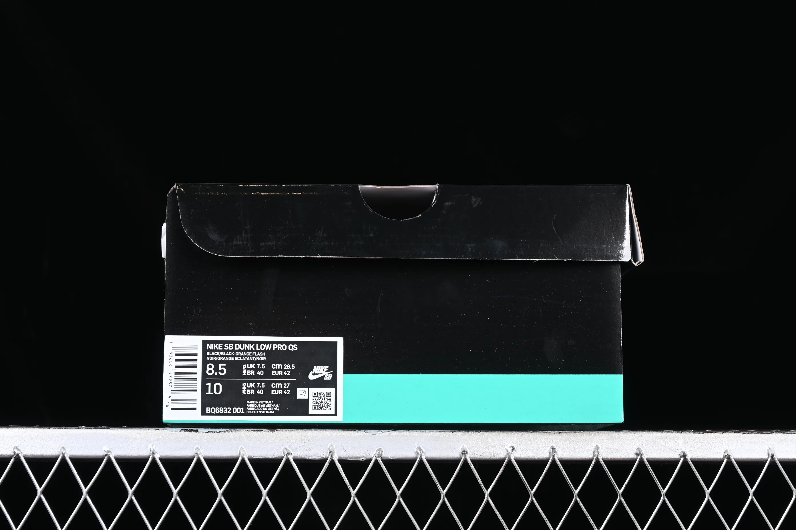 All categories Nk SB Dunk series Nk SB Dunk Low low-top sneakers Nk SB Dunk Low "Raygun" alien embroidery SB smashed backboard fashion casual sneakers BQ6832-001